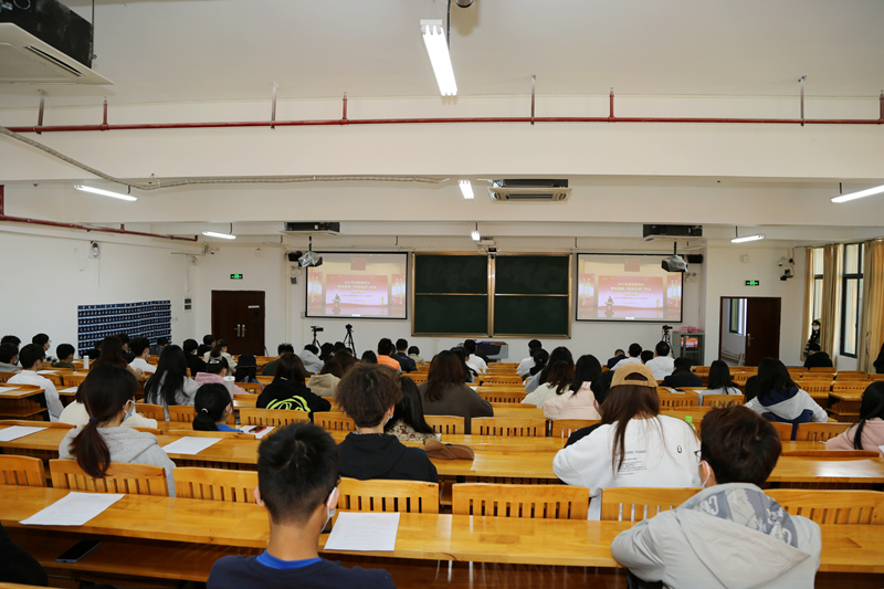 清远校区师生观看直播现场.JPG